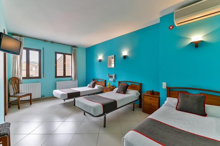 Oyo Hotel Can Peixan Alcarraz 외부 사진