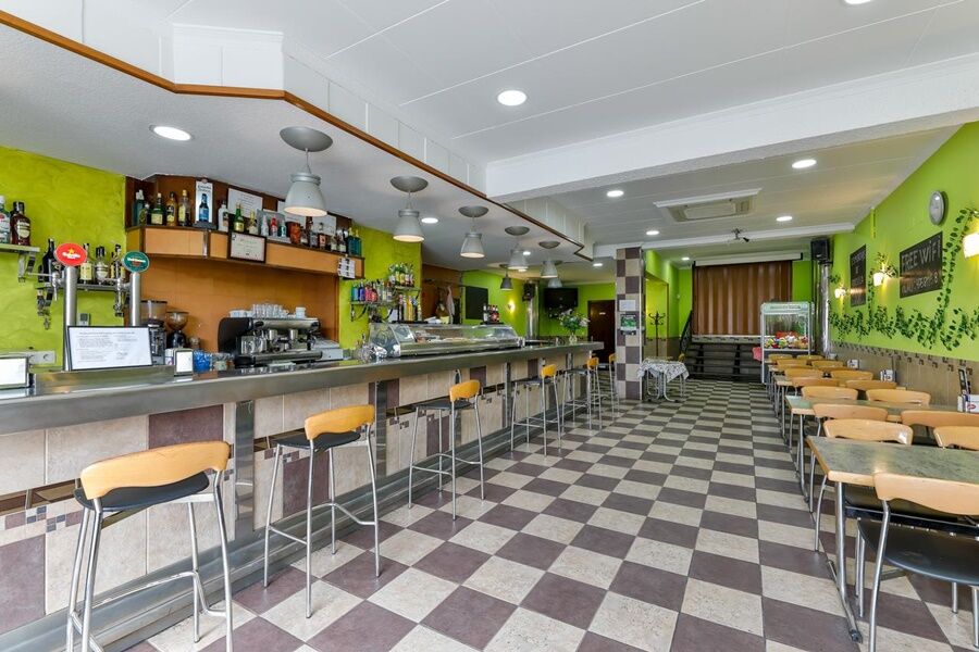 Oyo Hotel Can Peixan Alcarraz 외부 사진